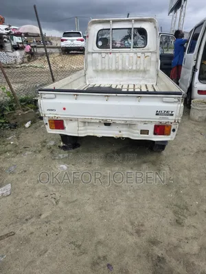 Daihatsu Opti 2000 White