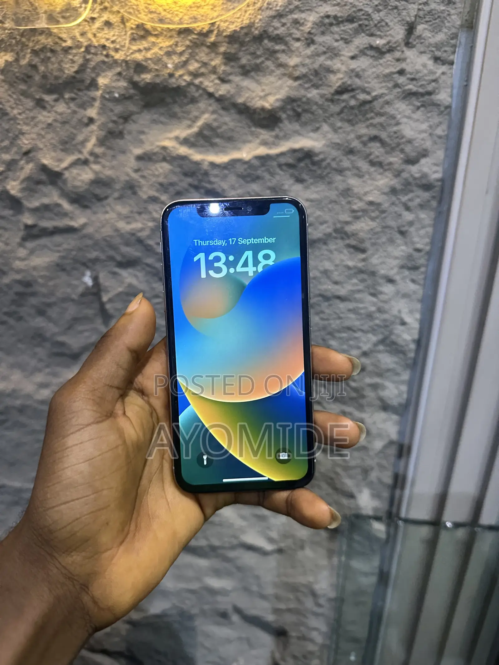 Apple iPhone X 64 GB White