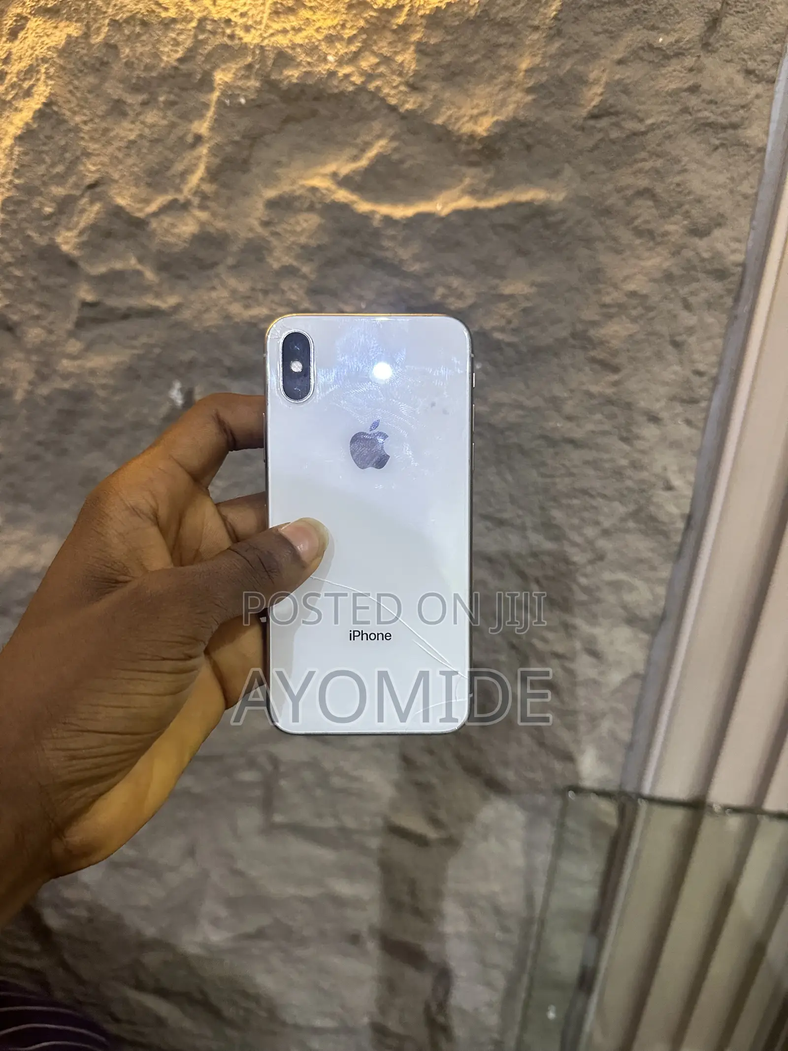 Apple iPhone X 64 GB White