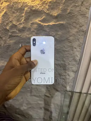 Apple iPhone X 64 GB White