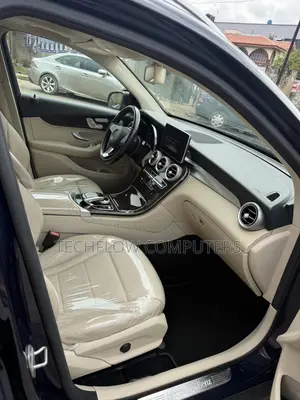 Mercedes-Benz GLC-Class 2017 Blue
