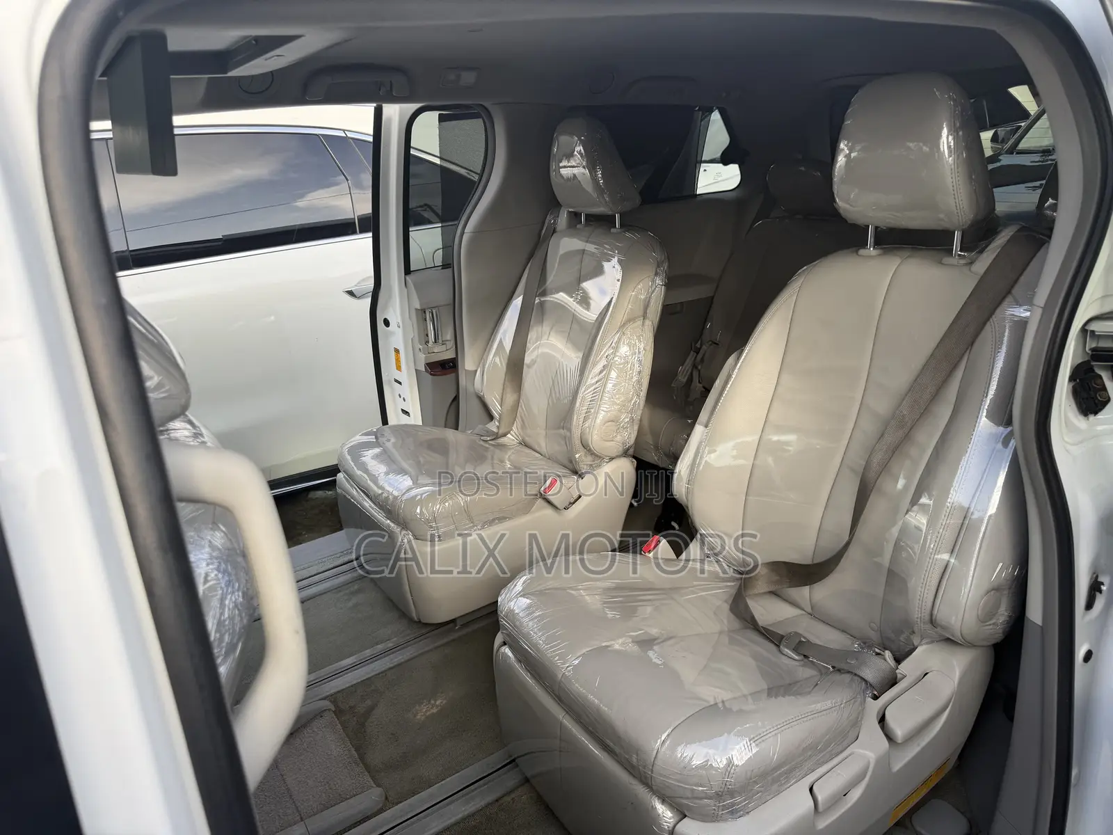 Toyota Sienna 2014 White