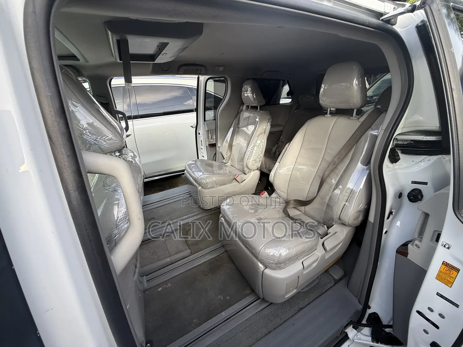 Toyota Sienna 2014 White