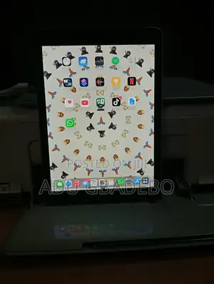 Apple iPad 9.7 32 GB Silver