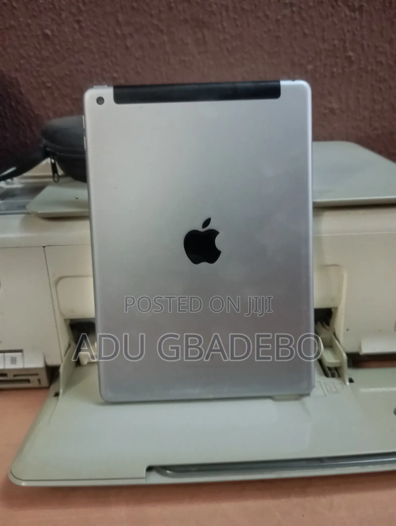 Apple iPad 9.7 32 GB Silver