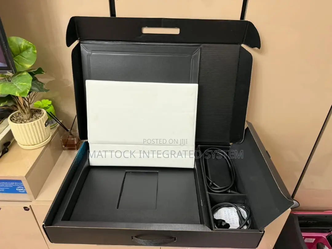 Laptop Dell 32GB Intel Core Ultra 9 SSD 1T