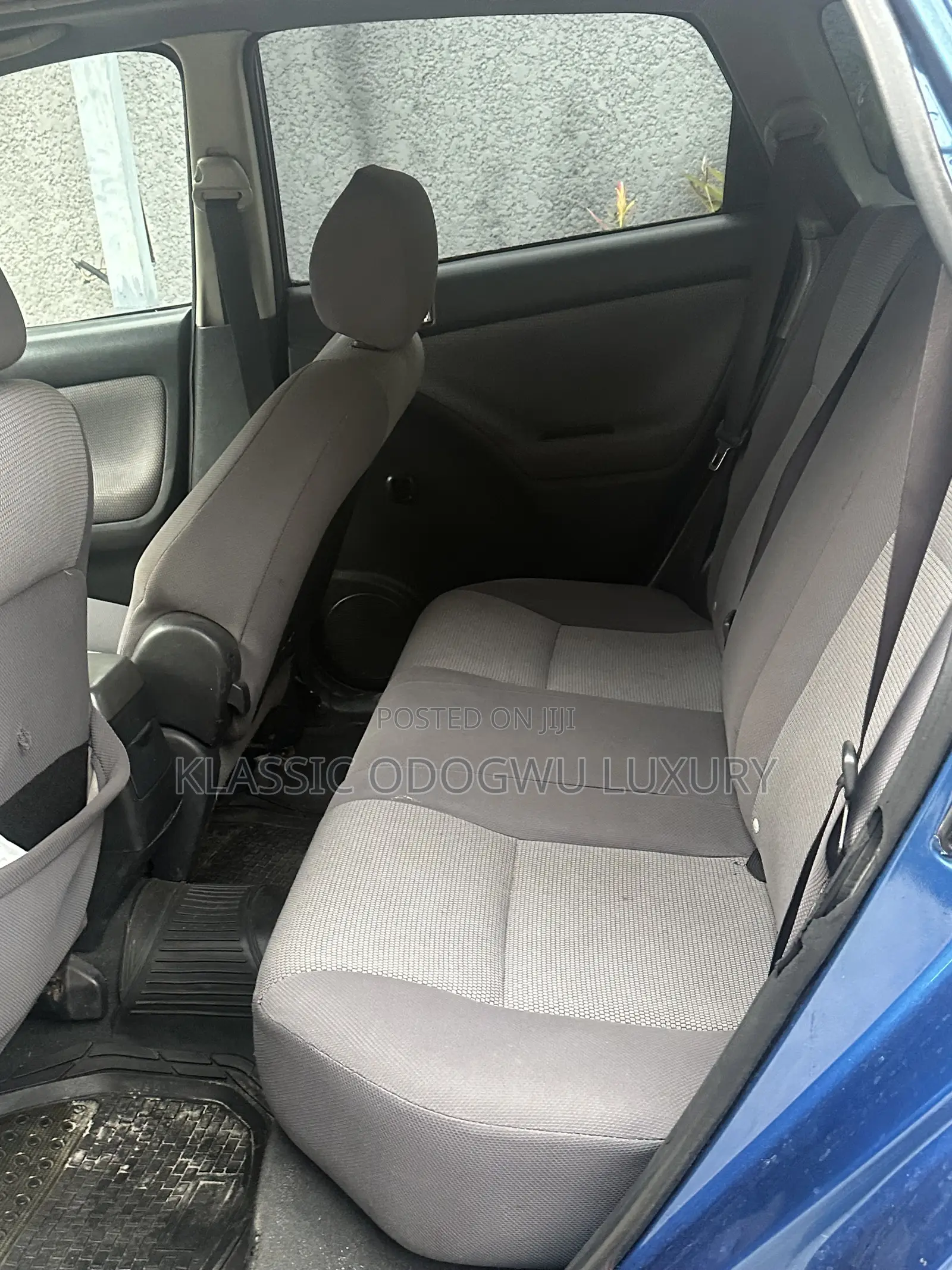 Toyota Matrix Hatchback AWD (1.8L 4cyl 4A) 2006 Blue