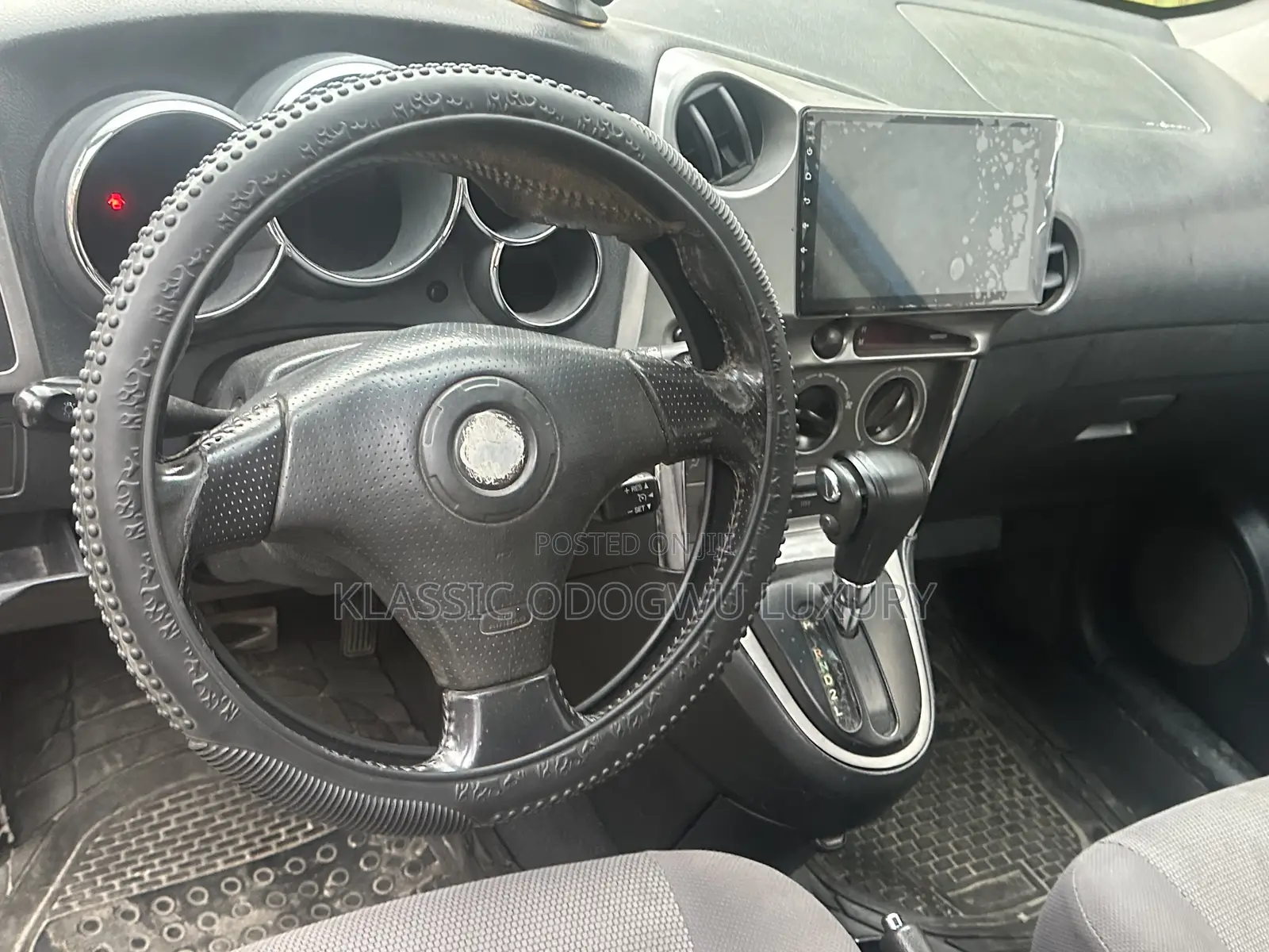 Toyota Matrix Hatchback AWD (1.8L 4cyl 4A) 2006 Blue