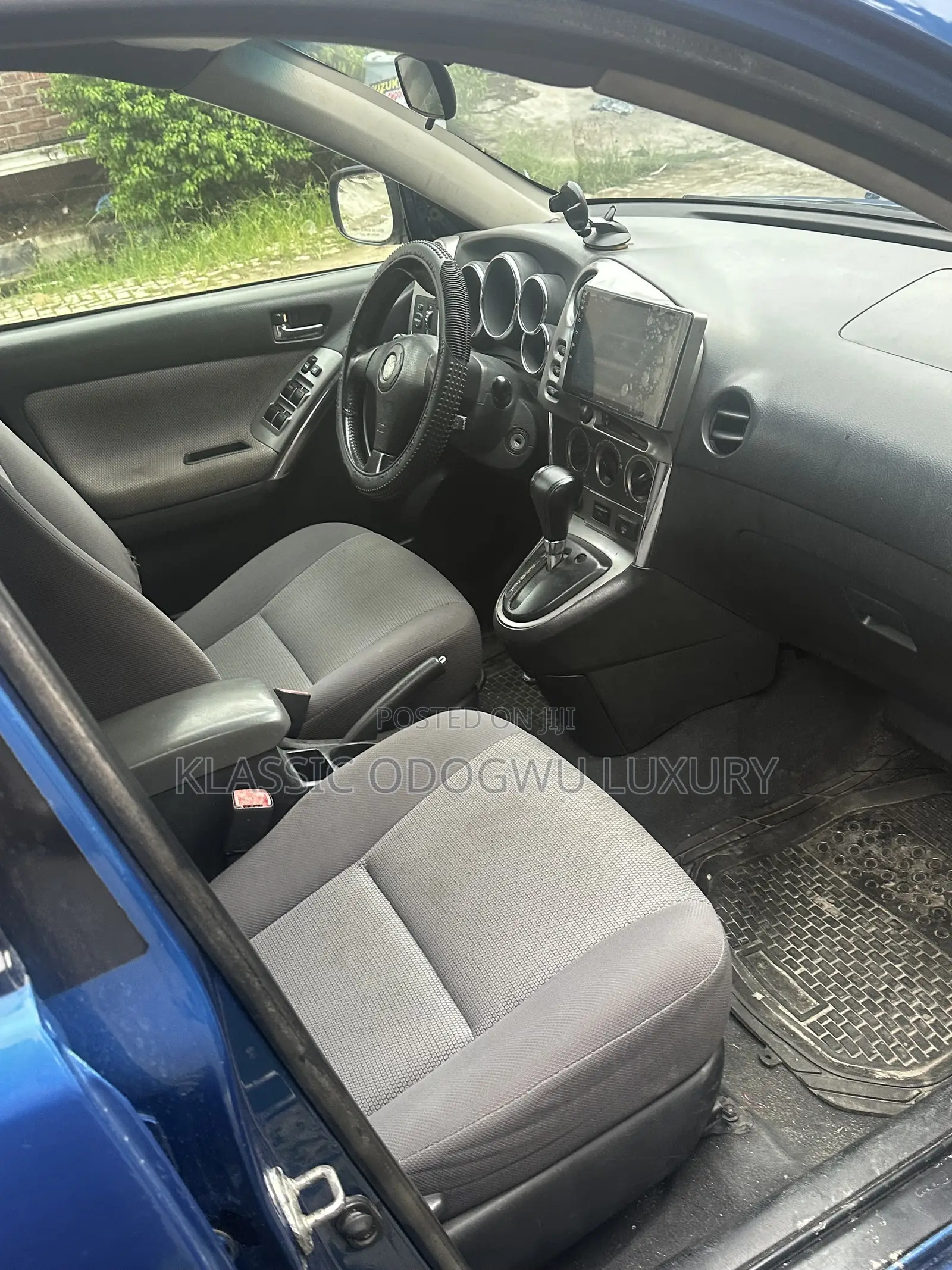 Toyota Matrix Hatchback AWD (1.8L 4cyl 4A) 2006 Blue