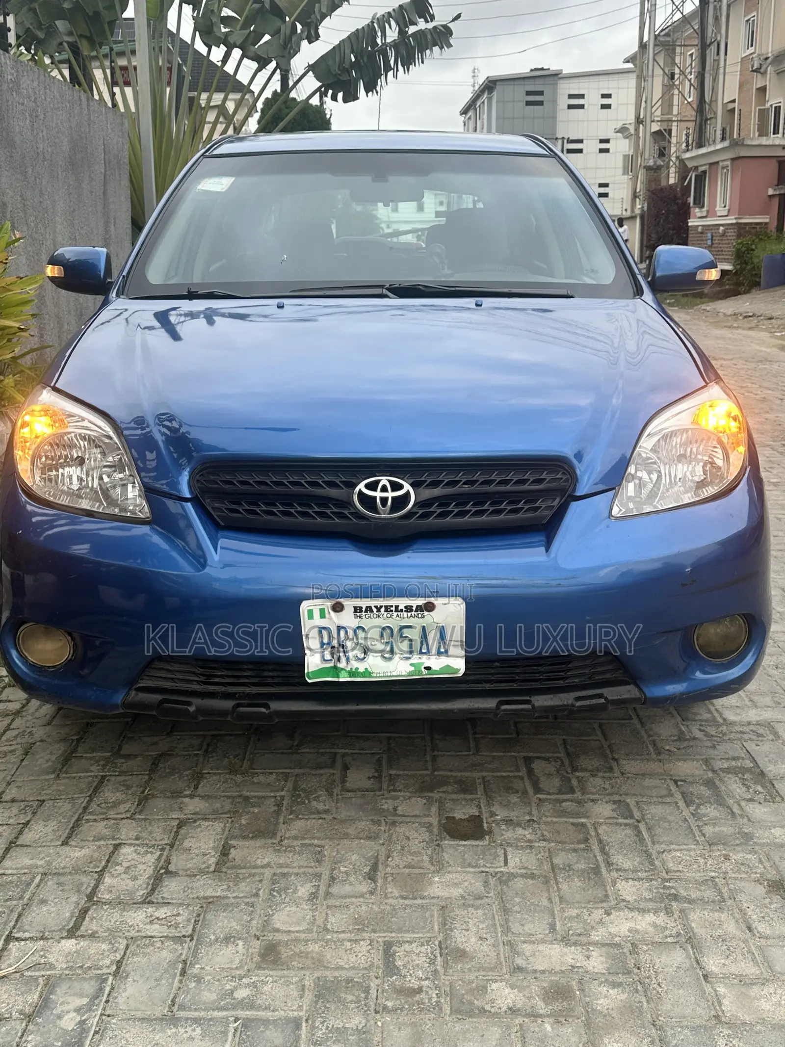 Toyota Matrix Hatchback AWD (1.8L 4cyl 4A) 2006 Blue