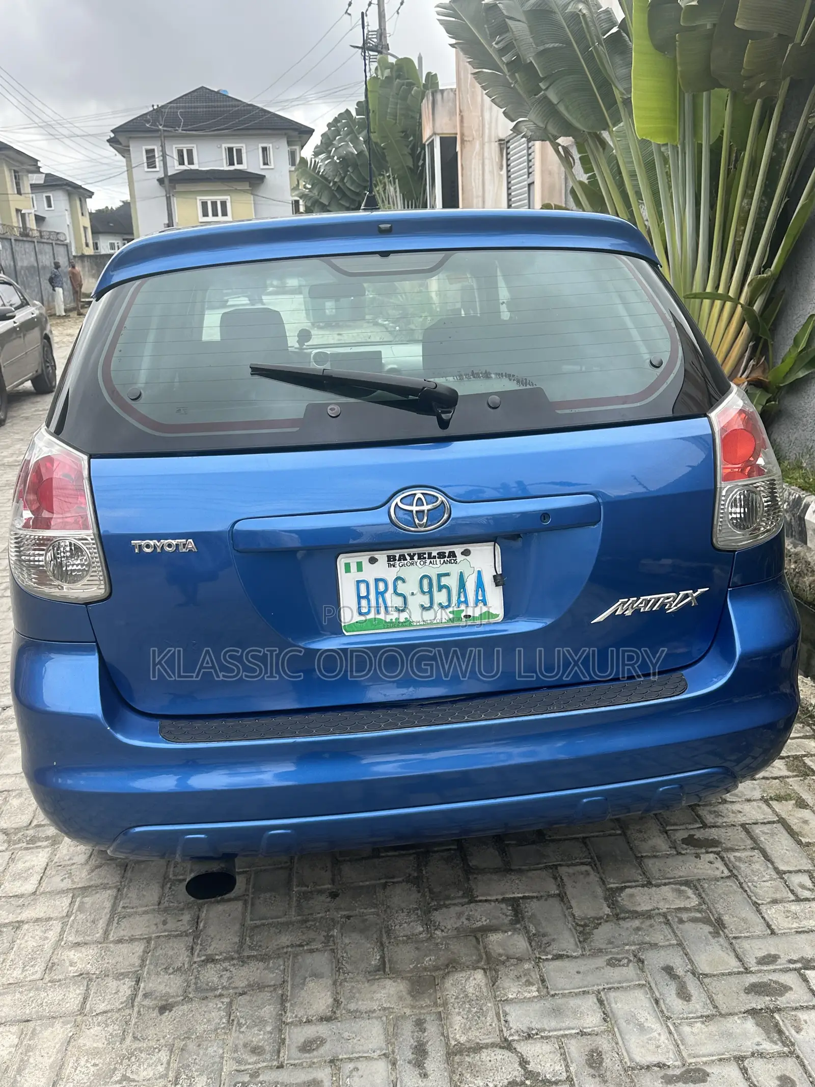 Toyota Matrix Hatchback AWD (1.8L 4cyl 4A) 2006 Blue