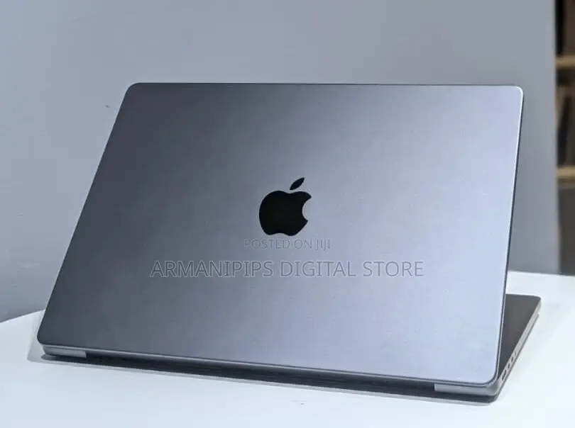 Laptop Apple MacBook Pro 2026 M5 Max 36GB Apple M5 Max SSD 2T