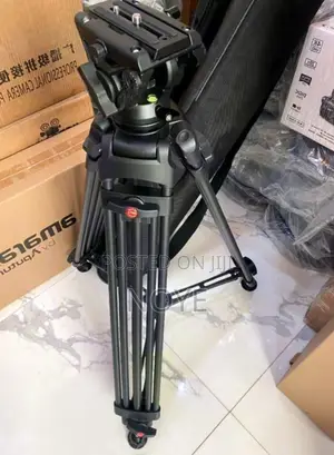 Heavy Duty Tripod