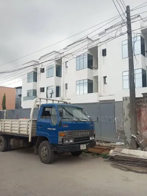 4bdrm Duplex in Mende for sale