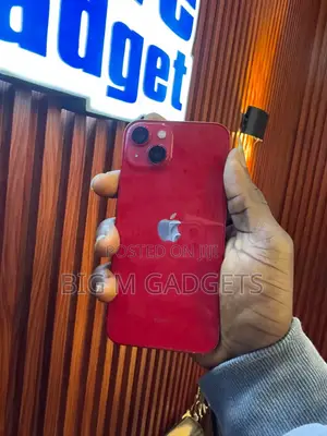 Apple iPhone 13 128 GB Red
