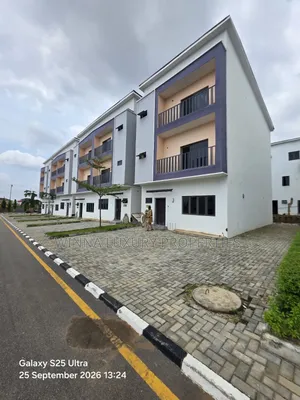 5bdrm Duplex in Lokogoma for sale