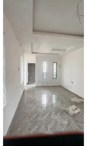 Mini Flat in Shomolu for rent