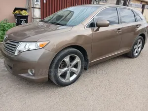 Toyota Venza V6 AWD 2010 Brown