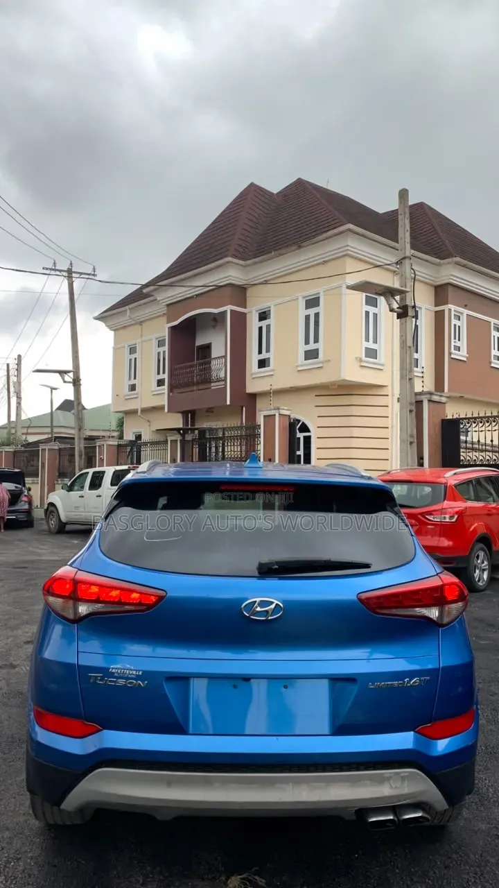 Hyundai Tucson 2017 Blue