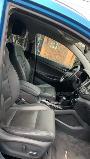 Hyundai Tucson 2017 Blue