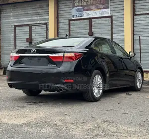 Lexus ES 2015 Black