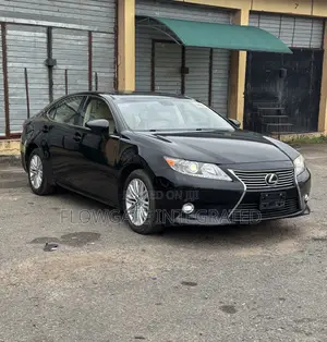 Lexus ES 2015 Black