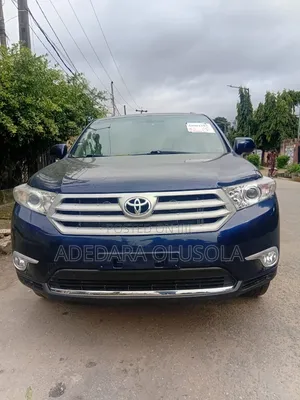 Toyota Highlander Limited 3.5l 4WD 2013 Blue