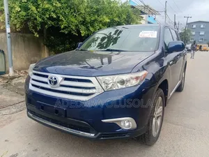 Toyota Highlander Limited 3.5l 4WD 2013 Blue