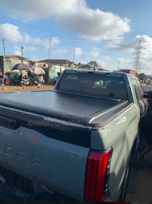 Rolling Boot Cover for Toyota Tundra / Toyota Hilux