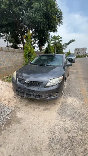 Toyota Corolla LE 4dr Sedan (1.8L 4cyl 4A) 2012 Gray