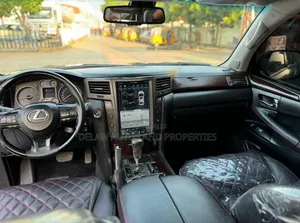 Lexus LX 570 2011 Black