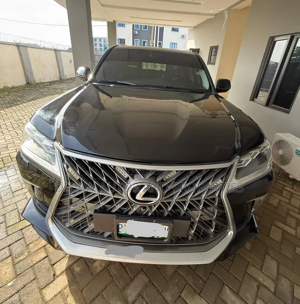 Lexus LX 570 2011 Black