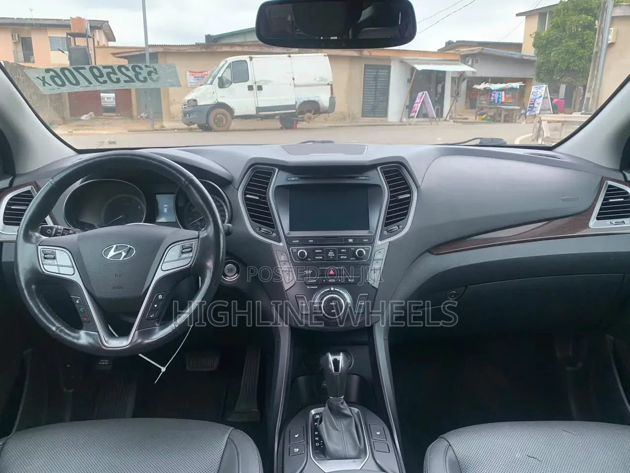 Hyundai Santa Fe 2018 White