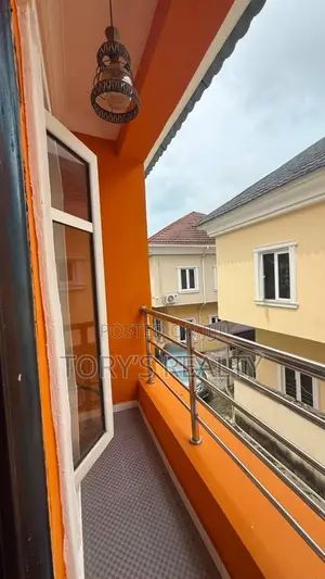 5bdrm Duplex in Ikota for rent