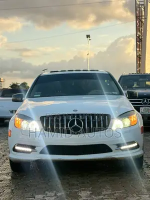 Mercedes-Benz C300 2008 White