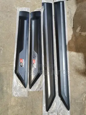 Door Chrome GR for Hilux 2023/2024