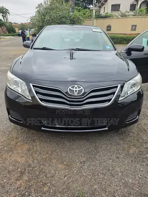 Toyota Camry LE 4dr Sedan (2.5L 4cyl 6A) 2011 Black