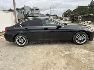 BMW 523i 2013 Blue