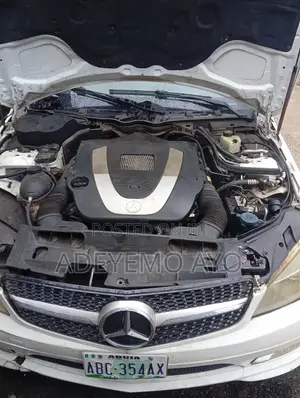 Mercedes-Benz C300 Sport Sedan AWD (3.0L 6cyl 7A) 2008 White