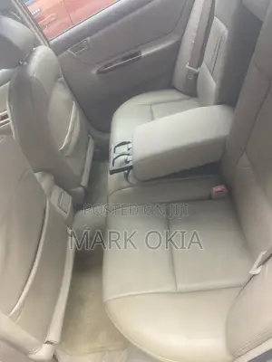 Toyota Corolla 2005 Silver