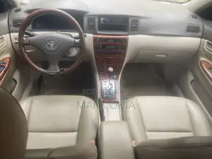 Toyota Corolla 2005 Silver