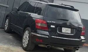 Mercedes-Benz GLK-Class 2011 Black