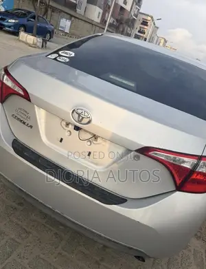 Toyota Corolla 2016 Silver