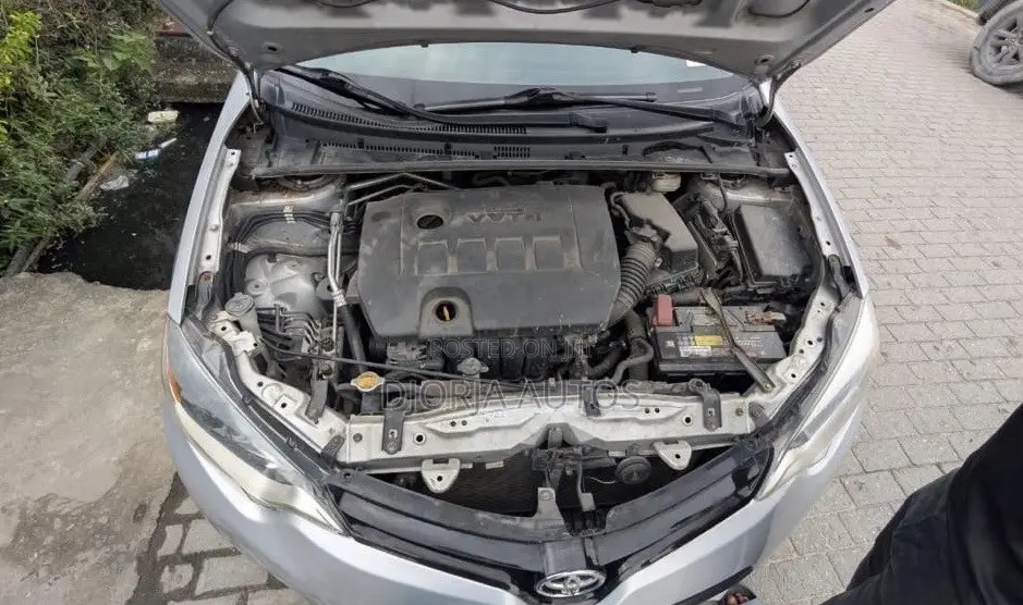 Toyota Corolla 2016 Silver