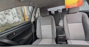 Toyota Corolla 2016 Silver