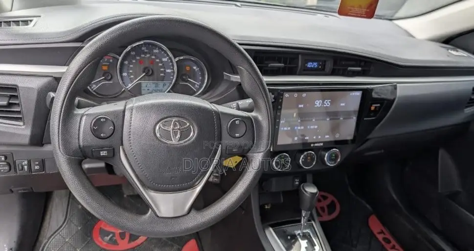 Toyota Corolla 2016 Silver
