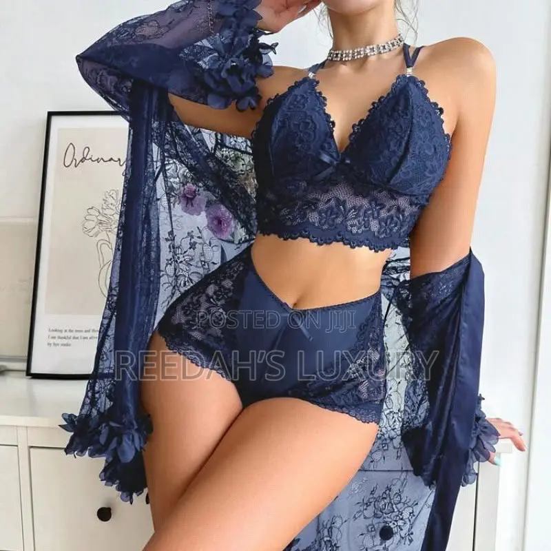 3 Piece Scarlet Romance Set