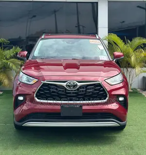 Toyota Highlander Platinum 2021 Red