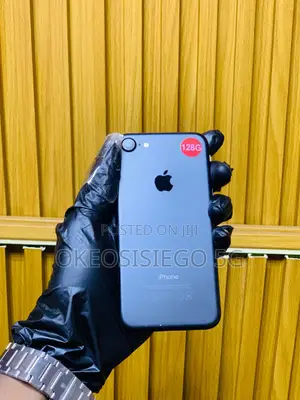 Apple iPhone 7 128 GB Black