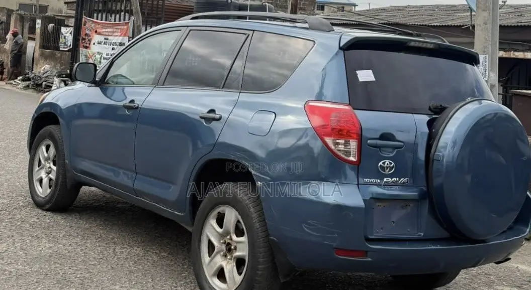 Toyota RAV4 2008 Blue